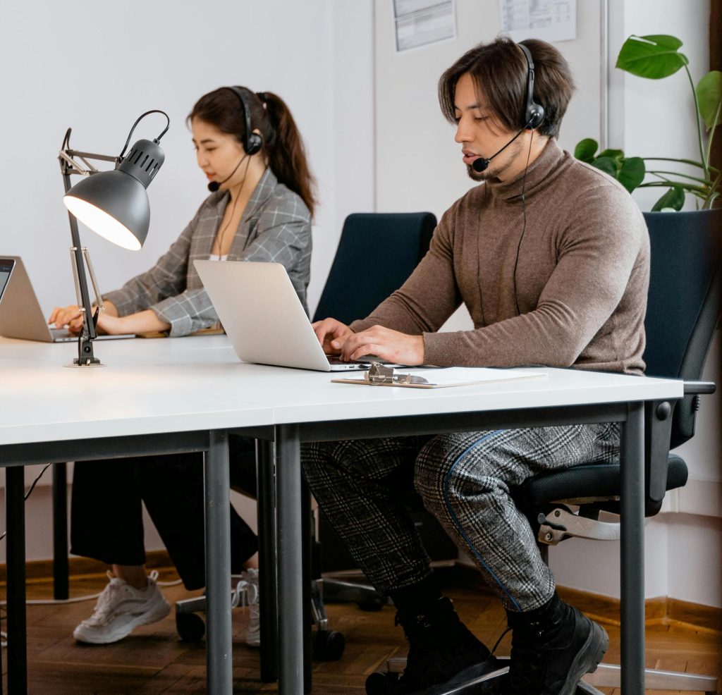 customer-support-team